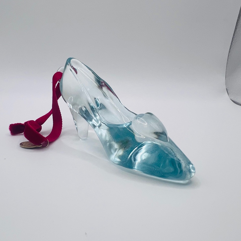DISNEY Sketchbook Ornament Cinderella's Glass Slipper 2008 Disney Store Xmas